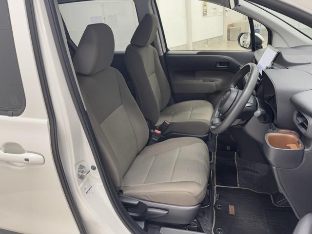 シエンタ ハイブリッドＧ　サポカー　地デジテレビ　ドライブレコーダー　メモリナビ　クルーズコントロール　Ｗ電動ドア　ＬＥＤ　ＶＳＣ　ＥＴＣ　キーフリー　ミュージックプレイヤー接続可　アイドリングストップ　イモビライザー　ＡＢＳ（14枚目）