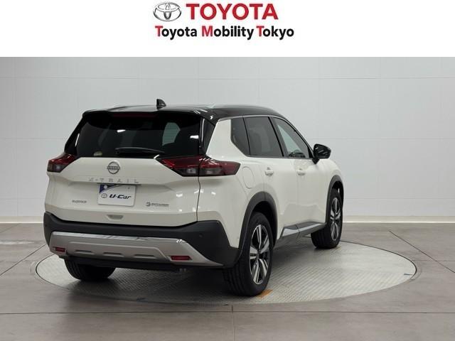 エクストレイル Ｇ　ｅ－４ＯＲＣＥ　ミュージックプレイヤー接続可　ガラスルーフ　地デジＴＶ　１オーナー　横滑り防止装置　オートハイビーム　ＬＥＤヘッドランプ　ナビＴＶ　スマートキー　レーダークルーズ　ＬＫＡ　キーフリー　ＥＴＣ　４ＷＤ（2枚目）