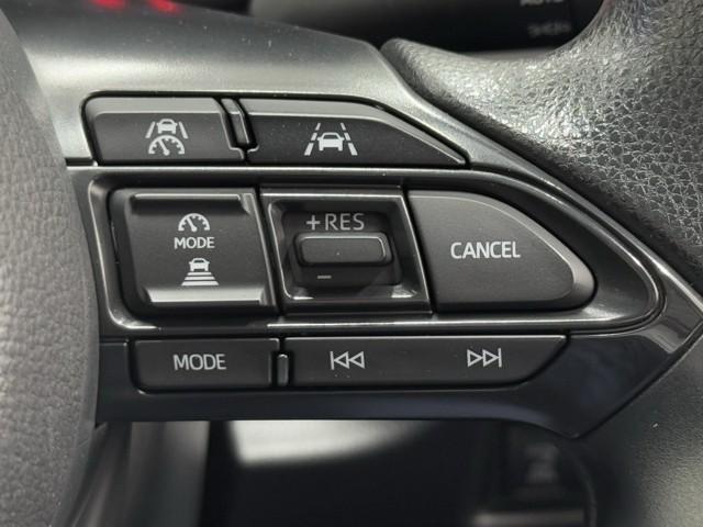 シエンタ Ｇ　クルーズＣ　盗難防止システム　試乗車　Ｗ電動ドア　ＬＥＤ　バックガイドモニター　ドライブレコーダー　フルセグＴＶ　ＡＡＣ　ＥＴＣ車載器　ＰＳ　エアＢ　ＰＷ　３列シート　キーフリー　ウォークスルー（10枚目）