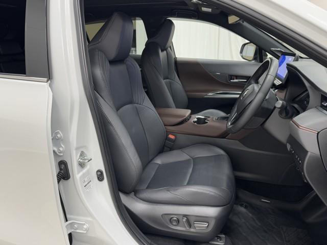 ハリアーハイブリッド Ｚ　レザーパッケージ　ナビＴＶ　ＡＣ１００Ｖ電源　ＬＥＤライト　本革　エアコン　横滑り防止　ドラレコ付　クルーズコントロール　Ｐシート　ガラスルーフ　メディアプレイヤー接続　キーレスエントリー　フルセグテレビ　アルミ（14枚目）