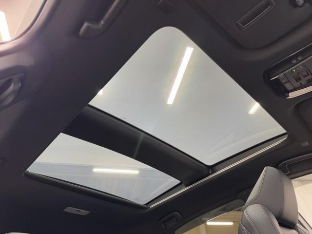 ハリアーハイブリッド Ｚ　レザーパッケージ　ナビＴＶ　ＡＣ１００Ｖ電源　ＬＥＤライト　本革　エアコン　横滑り防止　ドラレコ付　クルーズコントロール　Ｐシート　ガラスルーフ　メディアプレイヤー接続　キーレスエントリー　フルセグテレビ　アルミ（19枚目）