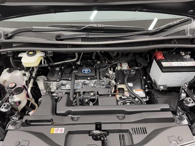 ヴォクシー ハイブリッドＳ－Ｚ　パワーウィンドウ　インテリキー　横滑防止装置　アクティブクルーズコントロール　１オナ　フルオートエアコン　リアカメラ　エアバッグ　ＡＢＳ　１００Ｖ充電　ＷＡＣ　アルミホイール　キーレス　ＰＳ　記録簿（19枚目）