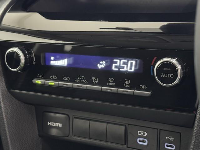 ヤリスクロス G ETC装備 リヤカメラ スマートエントリー イモビライザー オートエアコン アルミホイール キーレス パワーウィンドウ クルコン ABS ドライブレコーダー エアバッグ パワーステアリング(8枚目)