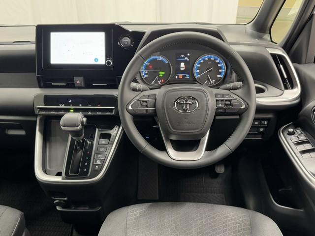 ノア ハイブリッドＳ－Ｇ　両側電動スライドドア　衝突回避ブレーキ　Ｗエアコン　イモビ　レーダークルコン　バックガイドモニター　横滑り防止装置　ＬＥＤヘッドライト　ドライブレコーダー　キーレス　スマートキー　３列シート　記録簿（4枚目）