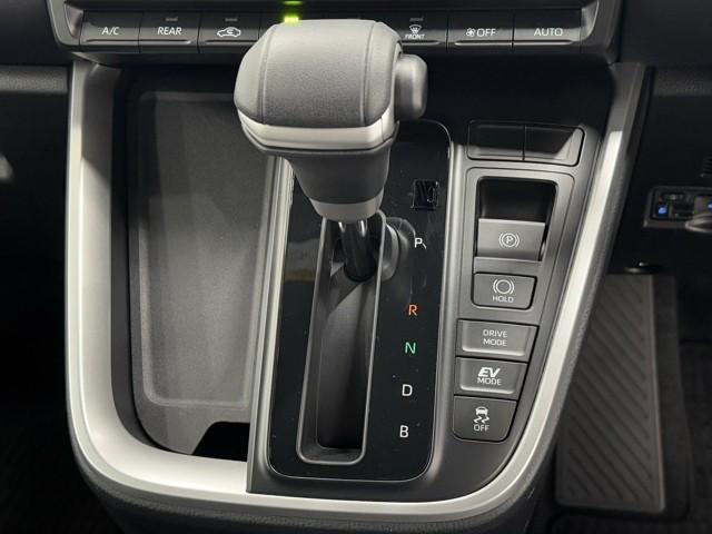 ノア ハイブリッドＳ－Ｇ　両側電動スライドドア　衝突回避ブレーキ　Ｗエアコン　イモビ　レーダークルコン　バックガイドモニター　横滑り防止装置　ＬＥＤヘッドライト　ドライブレコーダー　キーレス　スマートキー　３列シート　記録簿（10枚目）