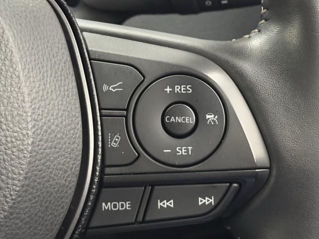 カローラツーリング ハイブリッド　ダブルバイビー　追突軽減ブレーキ　バックモニタ　横滑防止　スマキー　ＬＥＤライト　Ａストップ　デュアルエアバッグ　エアコン　オートクルーズ　サイドエアバッグ　ＥＴＣ付　ナビ　ＰＳ　キーフリー　ＡＢＳ　エアバック（10枚目）