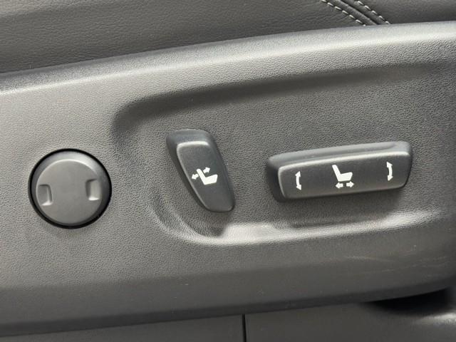 ランドクルーザープラド ＴＸ　Ｌパッケージ・ブラックエディション　ＴＳＳ　盗難防止システム　本革シート　ＡＢＳ　クルコン　ＬＥＤライト　パワーウィンドウ　パワステ　フルタイム４ＷＤ　アルミホイール　エアバッグ　電動パワーシート　キーレス　バックモニター　エアコン（15枚目）