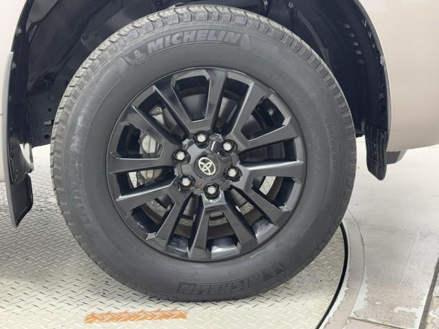 ランドクルーザープラド ＴＸ　Ｌパッケージ・ブラックエディション　ＴＳＳ　盗難防止システム　本革シート　ＡＢＳ　クルコン　ＬＥＤライト　パワーウィンドウ　パワステ　フルタイム４ＷＤ　アルミホイール　エアバッグ　電動パワーシート　キーレス　バックモニター　エアコン（19枚目）