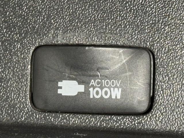 ハイエースバン ロングスーパーＧＬ　フルフラット　リアカメラ　ＳＲＳ　ダブルエアバッグ　Ｗエアコン　横滑り防止装置付　盗難防止機能　キーレス　スマートエントリー　ＤＶＤ視聴可　エアコン　パワステ　ナビＴＶ　ドライブレコーダ　ＥＴＣ（13枚目）