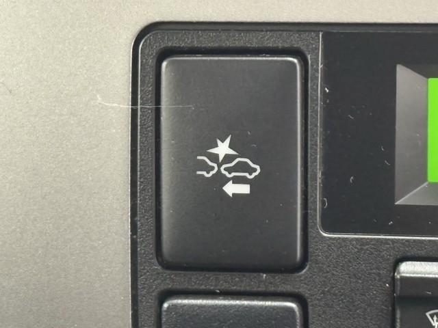 ハイエースバン ロングスーパーＧＬ　フルフラット　リアカメラ　ＳＲＳ　ダブルエアバッグ　Ｗエアコン　横滑り防止装置付　盗難防止機能　キーレス　スマートエントリー　ＤＶＤ視聴可　エアコン　パワステ　ナビＴＶ　ドライブレコーダ　ＥＴＣ（15枚目）