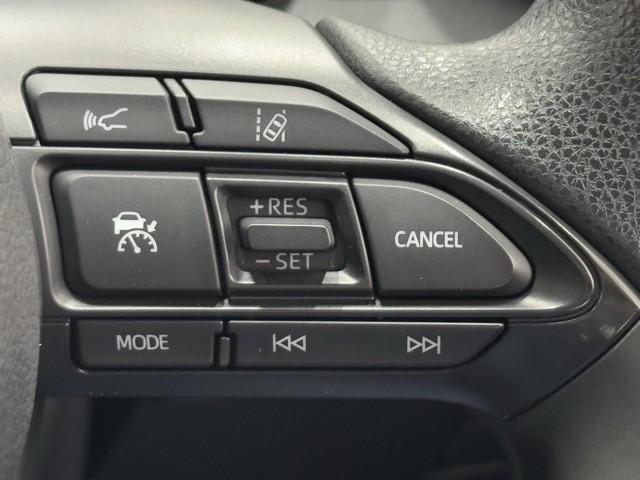 ヤリス ハイブリッドＧ　Ｉストップ　サイドエアバッグ　スマートキ　ナビ　Ｂモニター　ドライブレコーダー　ＥＴＣ車載器　横滑り防止装置　クルコン　セキュリティアラーム　メディアプレイヤー接続　パワステ　メモリーナビゲーション（10枚目）