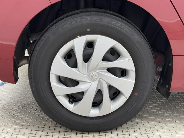 ヤリス ハイブリッドＧ　Ｉストップ　サイドエアバッグ　スマートキ　ナビ　Ｂモニター　ドライブレコーダー　ＥＴＣ車載器　横滑り防止装置　クルコン　セキュリティアラーム　メディアプレイヤー接続　パワステ　メモリーナビゲーション（17枚目）