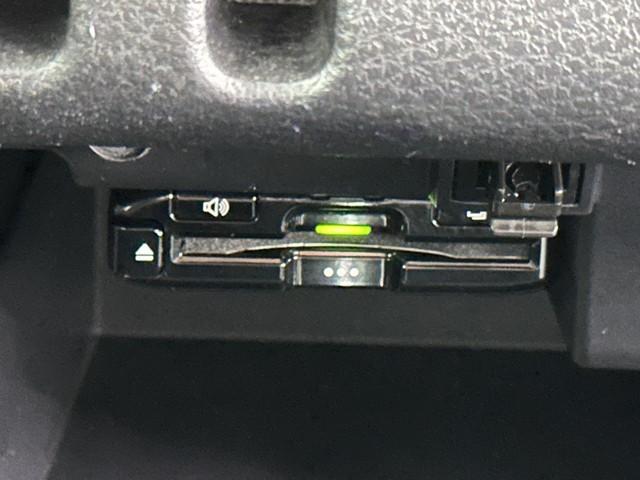 とっても便利なＥＴＣを装備しています。　ＥＴＣを利用して、高速道路を楽々ドライブしましょう。　渋滞緩和にも繋がってエコ！？にも繋がります。