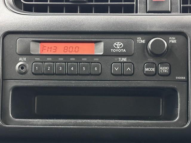 ラジオを装備しているので使い勝手良好、簡単操作でラジオが聴けちゃいますよ。　ラジオがあるのと無いのとでは大違いですよね。