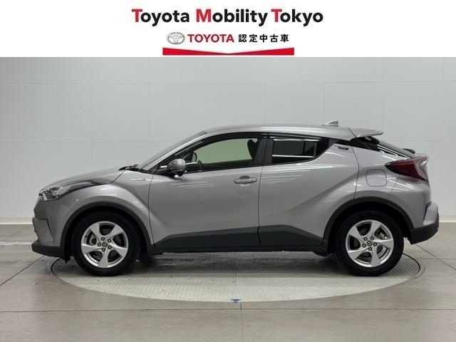 Ｃ－ＨＲ Ｓ　ＬＥＤパッケージ　スマートキー＆プッシュスタート　定期点検記録簿　地デジ　ＬＥＤヘッド　オ－トエアコン　ＷＳＲＳ　キーレスエントリー　ドライブレコーダー　ナビＴＶ　横滑り防止　クルーズコントロール　イモビライザー（3枚目）