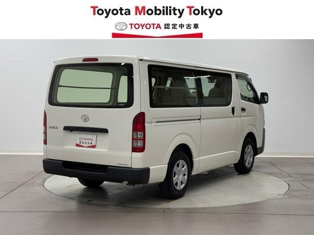 ハイエースバン ロングＤＸ　ブレーキサポート　リアカメラ　ＰＷ　運転席エアバッグ　ナビテレビ　横滑り防止　整備点検記録簿　イモビ付　パワーステアリング　エアコン　ミュージックプレイヤー接続可　ＡＢＳ　キーレス　ワンセグテレビ（2枚目）