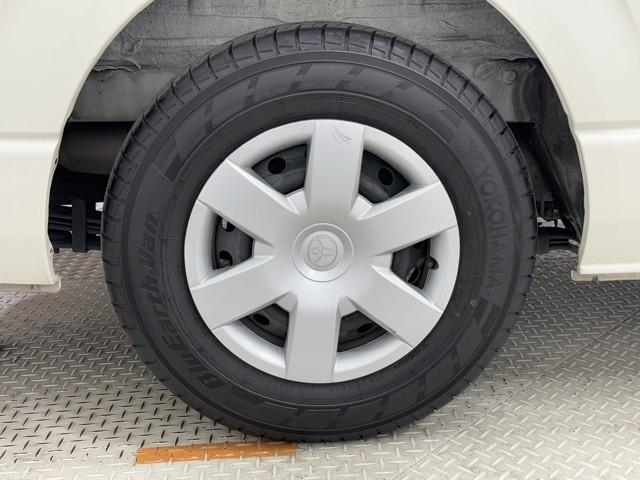 ハイエースバン ロングＤＸ　ブレーキサポート　リアカメラ　ＰＷ　運転席エアバッグ　ナビテレビ　横滑り防止　整備点検記録簿　イモビ付　パワーステアリング　エアコン　ミュージックプレイヤー接続可　ＡＢＳ　キーレス　ワンセグテレビ（19枚目）