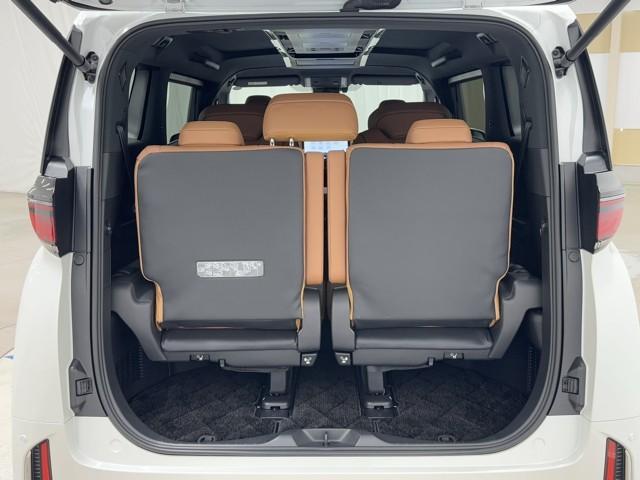 ヴェルファイアハイブリッド Ｚ　プレミア　衝突被害軽減ブレーキ　Ｂモニター　ダブルエアコン　ムーンＲ　フルセグ地デジＴＶ　両側Ｐスライドドア　記録簿　ナビテレビ　エアバッグ　電動シート　ＬＥＤライト　本革シート　キーレス　アルミホイール（17枚目）