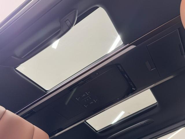 ヴェルファイアハイブリッド Ｚ　プレミア　衝突被害軽減ブレーキ　Ｂモニター　ダブルエアコン　ムーンＲ　フルセグ地デジＴＶ　両側Ｐスライドドア　記録簿　ナビテレビ　エアバッグ　電動シート　ＬＥＤライト　本革シート　キーレス　アルミホイール（19枚目）