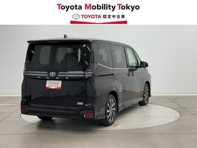 ヴォクシー ハイブリッドS-Z パワーウィンドウ DVD再生機能 インテリキー 横滑防止装置 地デジTV アクティブクルーズコントロール フルオートエアコン リアカメラ エアバッグ ABS 100V充電 ナビTV WAC キーレス(2枚目)