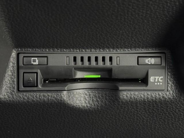 ヤリス Ｇ　カーナビ　点検記録簿　Ｂカメラ　エアコン　スマートキー＆プッシュスタート　ドライブレコーダー　ＬＥＤヘッド　メモリーナビゲーション　イモビ　横滑り防止システム　クルーズＣ　ＡＢＳ　パワーウィンドウ（8枚目）