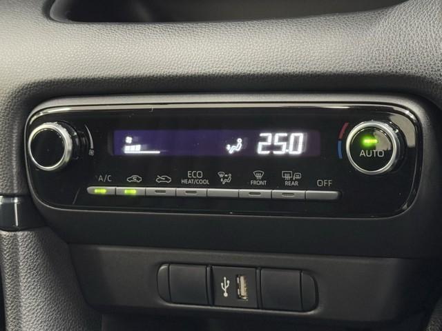 ヤリス Ｇ　カーナビ　点検記録簿　Ｂカメラ　エアコン　スマートキー＆プッシュスタート　ドライブレコーダー　ＬＥＤヘッド　メモリーナビゲーション　イモビ　横滑り防止システム　クルーズＣ　ＡＢＳ　パワーウィンドウ（9枚目）