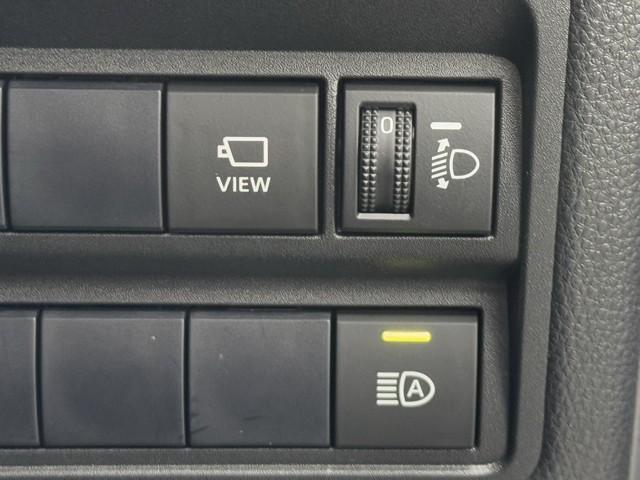 ヤリス Ｇ　カーナビ　点検記録簿　Ｂカメラ　エアコン　スマートキー＆プッシュスタート　ドライブレコーダー　ＬＥＤヘッド　メモリーナビゲーション　イモビ　横滑り防止システム　クルーズＣ　ＡＢＳ　パワーウィンドウ（10枚目）