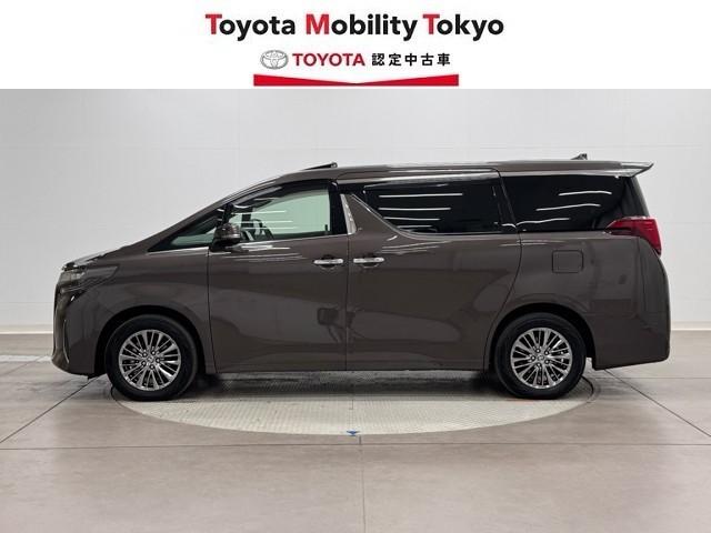 アルファードハイブリッド エグゼクティブラウンジ　サンル－フ　インテリジェントクリアランスソナー　地デジＴＶ　両側電動スライドドア　黒革シート　ドライブレコーダー　バックモニタ－　ＬＥＤライト　アイドリングストップ　横滑り防止機能　４ｗｄ　３列シート（3枚目）