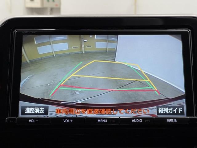 Ｃ－ＨＲ Ｇ　ハーフ革　ＴＳＳ　アイドルストップ　ＤＶＤ再生可　定期点検記録簿　ＬＥＤヘッド　バックモニタ　イモビライザー　ナビ＆ＴＶ　ＥＴＣ付　キーフリーシステム　スマキー　横滑り防止機能　クルーズＣ　エアバッグ（6枚目）