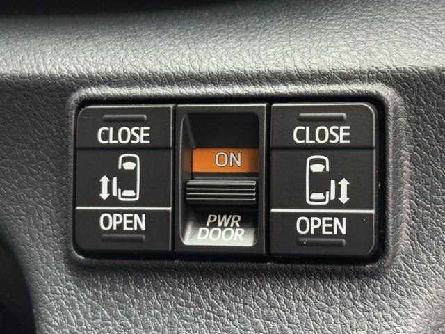 シエンタ ファンベースG イモビ DVD再生可 パワステ LEDライト アイスト 地デジTV デュアルエアバッグ 記録簿有 横滑り防止装置 エアバッグ ドライブレコーダー オートエアコン パワーウィンドウ ABS スマートキー(12枚目)