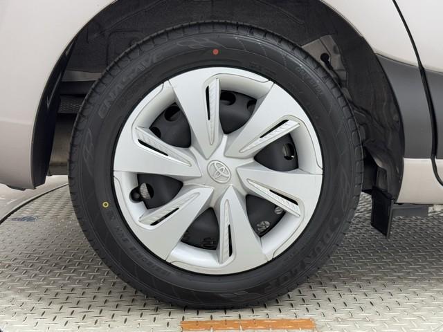 シエンタ ファンベースG イモビ DVD再生可 パワステ LEDライト アイスト 地デジTV デュアルエアバッグ 記録簿有 横滑り防止装置 エアバッグ ドライブレコーダー オートエアコン パワーウィンドウ ABS スマートキー(18枚目)