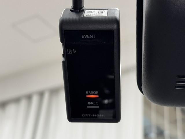 アクア X 踏み間違い防止 100V イモビ ナビ&TV ドライブレコーダー フルセグ 点検記録簿 LEDヘッドライト スマートキー 横滑り防止機能 キーレスエントリー アルミホイール オートクルーズ ETC(9枚目)