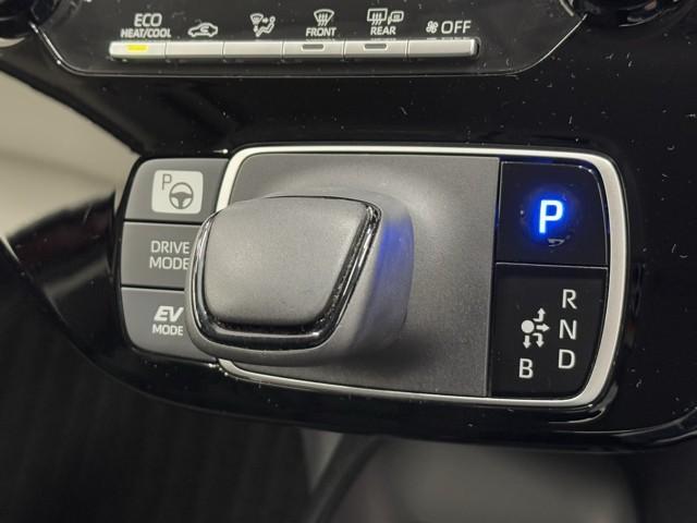 アクア X 踏み間違い防止 100V イモビ ナビ&TV ドライブレコーダー フルセグ 点検記録簿 LEDヘッドライト スマートキー 横滑り防止機能 キーレスエントリー アルミホイール オートクルーズ ETC(11枚目)