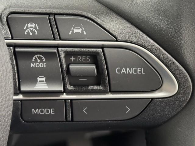 ヴォクシー Ｓ－Ｚ　ＤＶＤ再生機能　スマートキープッシュスタート　両側電動パワースライドドア　パワーウインドウ　１オナ　ＥＴＣ車載器　ＬＥＤライト　デュアルエアコン　アルミホイール　盗難防止装置　記録簿　横滑り防止機能（10枚目）