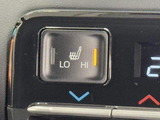 ヴォクシー Ｓ－Ｚ　ＤＶＤ再生機能　スマートキープッシュスタート　両側電動パワースライドドア　パワーウインドウ　１オナ　ＥＴＣ車載器　ＬＥＤライト　デュアルエアコン　アルミホイール　盗難防止装置　記録簿　横滑り防止機能（14枚目）