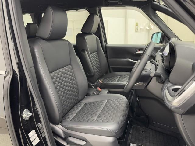 ヴォクシー Ｓ－Ｚ　ＤＶＤ再生機能　スマートキープッシュスタート　両側電動パワースライドドア　パワーウインドウ　１オナ　ＥＴＣ車載器　ＬＥＤライト　デュアルエアコン　アルミホイール　盗難防止装置　記録簿　横滑り防止機能（16枚目）