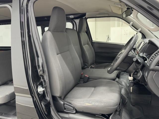 ハイエースバン ロングDX ブレーキサポート リアカメラ PW 運転席エアバッグ ナビテレビ 横滑り防止 整備点検記録簿 イモビ付 パワーステアリング エアコン ミュージックプレイヤー接続可 ABS キーレス ワンセグテレビ(15枚目)