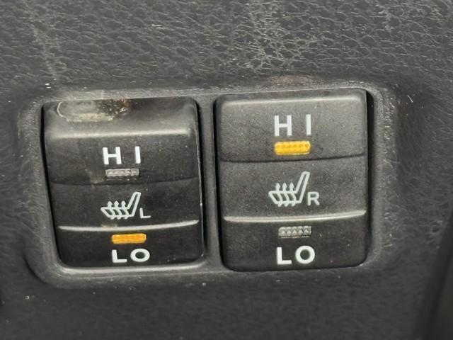 エスクァイア ハイブリッドGi Rカメラ AAC ナビ&TV リアエアコン 記録簿付き 地デジ アイドルストップ クルーズコントロール LEDライト キーレスエントリー スマートキー付 DVD再生可 エアバック 横滑防止装置 ETC(15枚目)