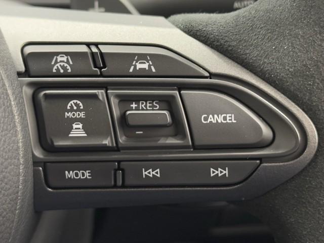 ＧＲヤリス ＲＺ　ＬＥＤライト　フルセグＴＶ　Ｂカメラ　オートエアコン　エアバッグ　スマートキ－　パワーウインドウ　ミュージックプレイヤー接続可　キーフリー　カーテンエアバッグ　ＡＢＳ　ＥＴＣ　４ＷＤ　ＥＳＣ　ドラレコ（10枚目）