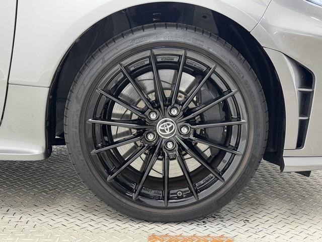 ＧＲヤリス ＲＺ　ＬＥＤライト　フルセグＴＶ　Ｂカメラ　オートエアコン　エアバッグ　スマートキ－　パワーウインドウ　ミュージックプレイヤー接続可　キーフリー　カーテンエアバッグ　ＡＢＳ　ＥＴＣ　４ＷＤ　ＥＳＣ　ドラレコ（18枚目）