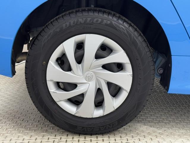 ヤリス Ｘ　アイドリングストップ付き　ＰＣＳ　スマートキーシステム　横滑り防止装置付き　記録簿有　ワイヤレスキー　盗難防止　サイドエアバック　エアコン　Ｗエアバッグ　パワーウインドウ　ＥＴＣ付き　パワステ　ＡＢＳ（18枚目）