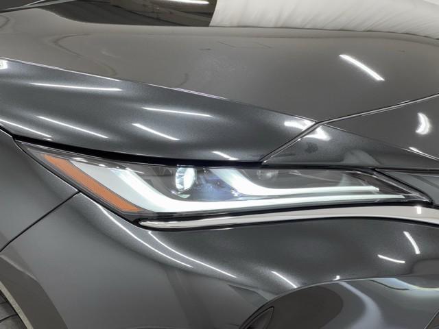 ハリアーハイブリッド Ｚ　パノラミックルーフ　地上デジタル　衝突被害軽減　サイドエアバッグ　ＬＥＤランプ　Ｂモニタ　クルコン　ナビＴＶ　１オーナー　アイドリングストップ　横滑り防止装置　スマートキー　盗難防止システム　ＡＢＳ（18枚目）