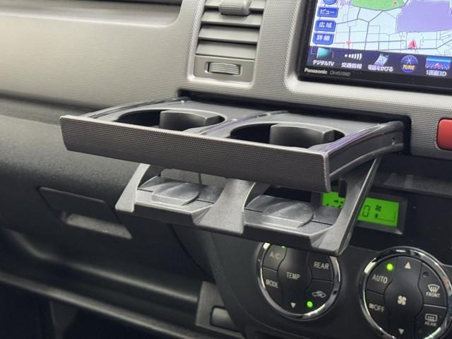 ハイエースバン ロングスーパーGL フルフラット リアカメラ SRS ダブルエアバッグ Wエアコン 盗難防止機能 キーレス DVD視聴可 エアコン パワステ ナビTV ドライブレコーダ ETC ミュージックプレイヤー接続可 ABS(12枚目)