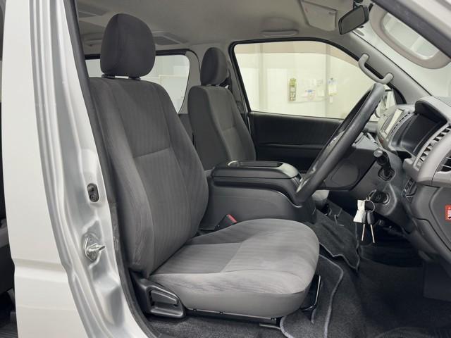 ハイエースバン ロングスーパーGL フルフラット リアカメラ SRS ダブルエアバッグ Wエアコン 盗難防止機能 キーレス DVD視聴可 エアコン パワステ ナビTV ドライブレコーダ ETC ミュージックプレイヤー接続可 ABS(15枚目)