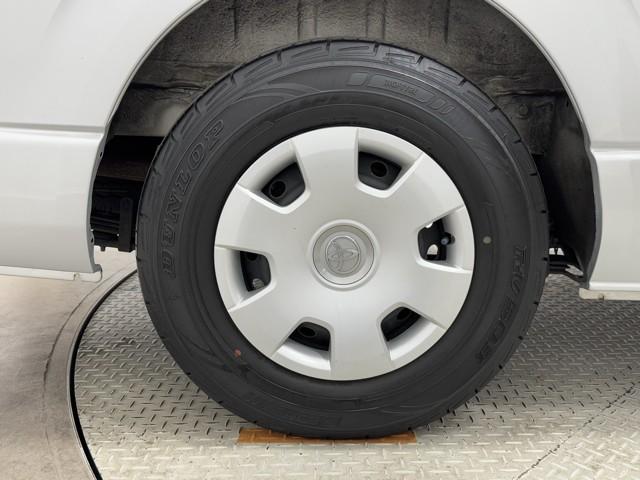 ハイエースバン ロングスーパーGL フルフラット リアカメラ SRS ダブルエアバッグ Wエアコン 盗難防止機能 キーレス DVD視聴可 エアコン パワステ ナビTV ドライブレコーダ ETC ミュージックプレイヤー接続可 ABS(19枚目)