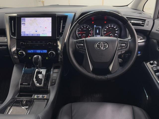 アルファード ２．５Ｓ　Ｃパッケージ　両電動ドア　Ｂモニタ　地デジ　１オーナー　定期点検記録簿　ＤＶＤ再生可能　パノラマルーフ　リアオートエアコン　ナビテレビ　横滑り防止　クルコン　セキュリティ　ＥＴＣ車載器　ＬＥＤヘッドライト　エアコン（4枚目）