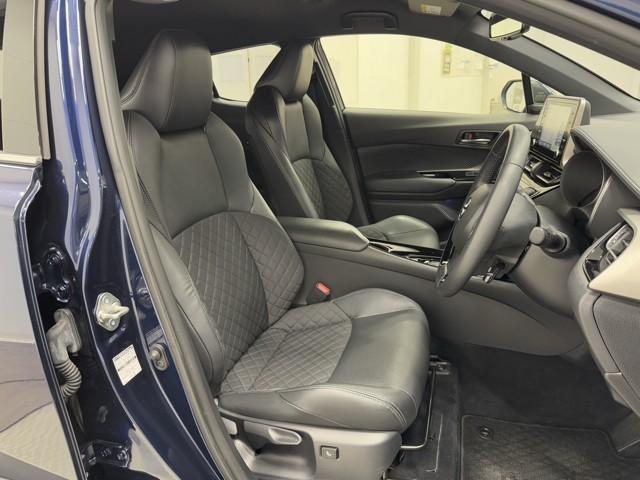 C-HR G モード ネロ セーフティプラス PCS 点検記録簿 ワンオーナ 盗難防止 Rカメラ LEDライト アイドリングストップ ナビTV フルセグTV アルミ クルーズC エアバッグ ABS スマートキ- ETC車載器 キーフリー ドラレコ(15枚目)