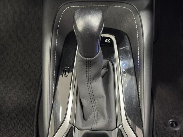 カローラツーリング ハイブリッド S インテリジェントクリアランスソナー AC100V ドラレコ付き Rカメラ AAC LEDライト メディアプレイヤー接続 1オーナー車 横滑防止装置 クルコン ETC車載器 ナビ&TV スマートキー(11枚目)