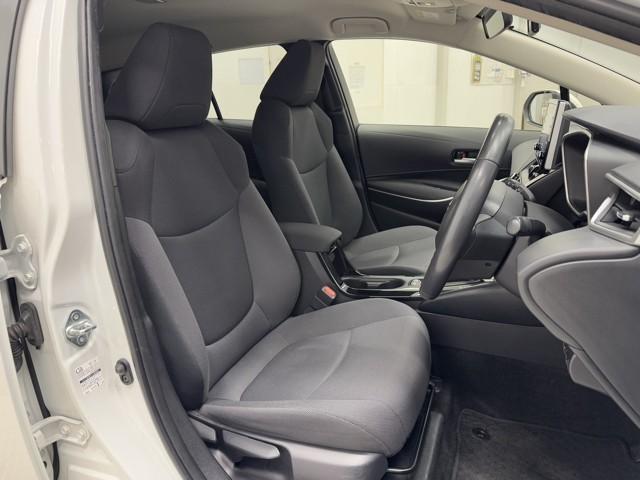 カローラツーリング ハイブリッド S インテリジェントクリアランスソナー AC100V ドラレコ付き Rカメラ AAC LEDライト メディアプレイヤー接続 1オーナー車 横滑防止装置 クルコン ETC車載器 ナビ&TV スマートキー(14枚目)