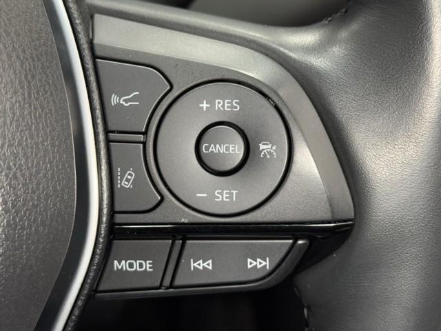 ハリアーハイブリッド Ｚ　レザーパッケージ　パノラマサンルーフ　地デジ　横滑防止　盗難防止システム　Ｂモニター　革　ＬＥＤライト　パワーウィンドウ　クルコン　スマートキ－　助手席エアバック　パワーシート　エアバッグ　点検記録簿　オートエアコン（9枚目）